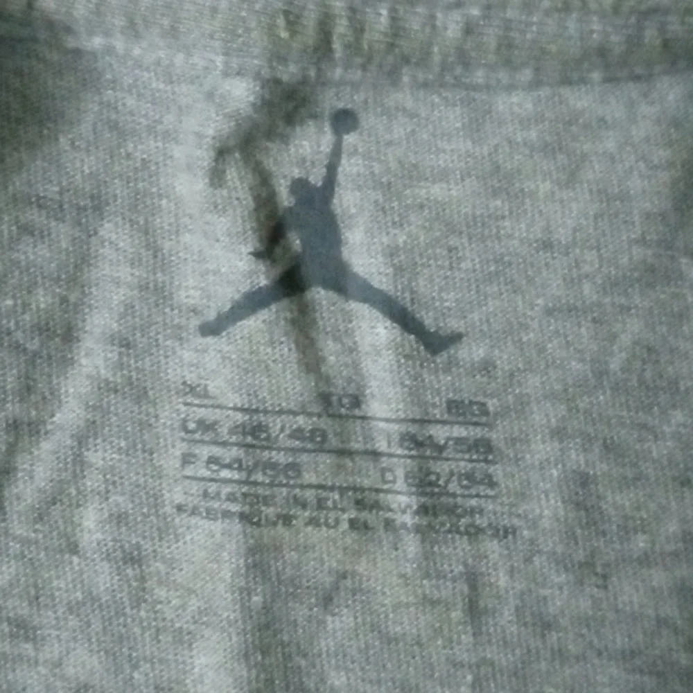 Air Jordan NIKE Kicks Is Fly  T-shirt Size XL Grey White Letters Pre-owned
